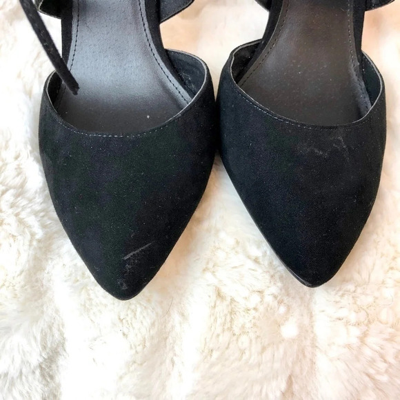Steve Madden | Black Velvet Pointed Tie Heels 8.5 - Picture 3 of 6